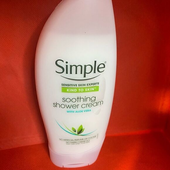 💥Simple Soothing Shower Cream with Aloe Vera - Picture 5 of 5